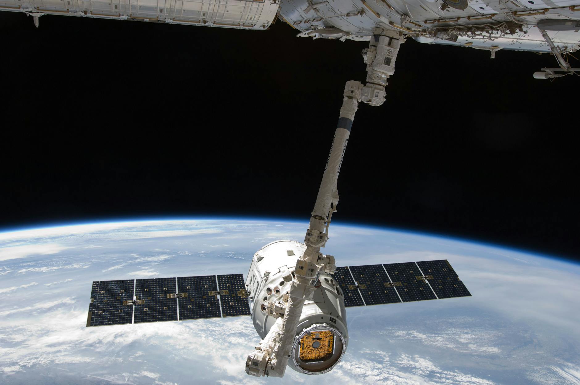 ISS (Photo by SpaceX)