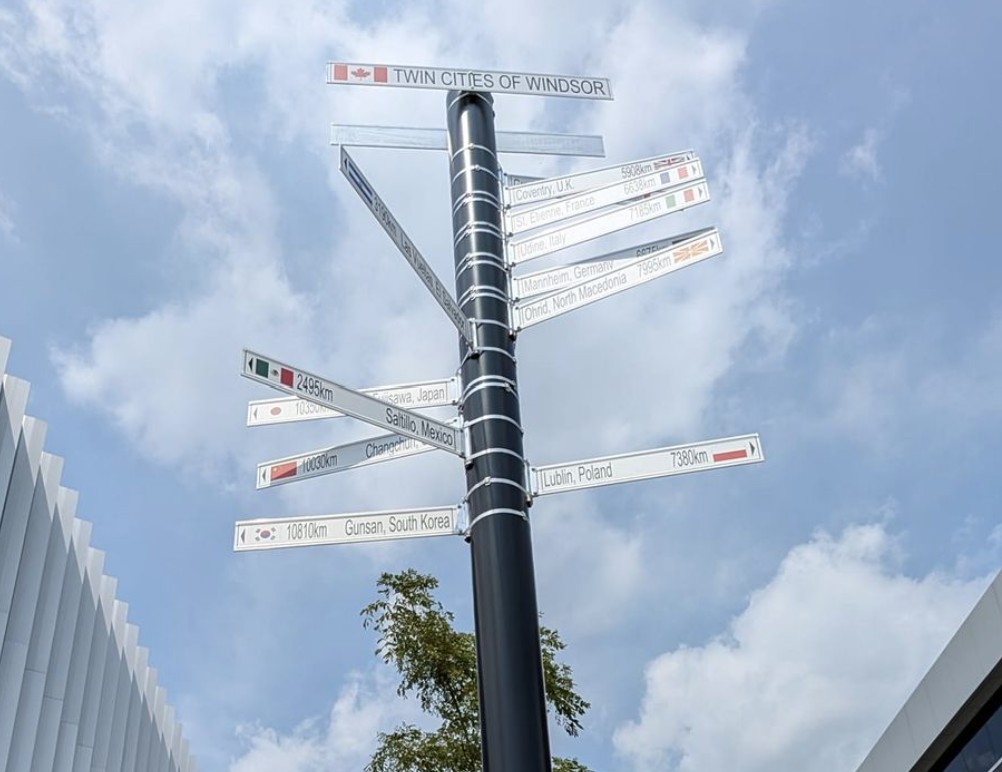 Windsor’s Symbol of Friendship Display honours & recognize Windsor’s twin cities