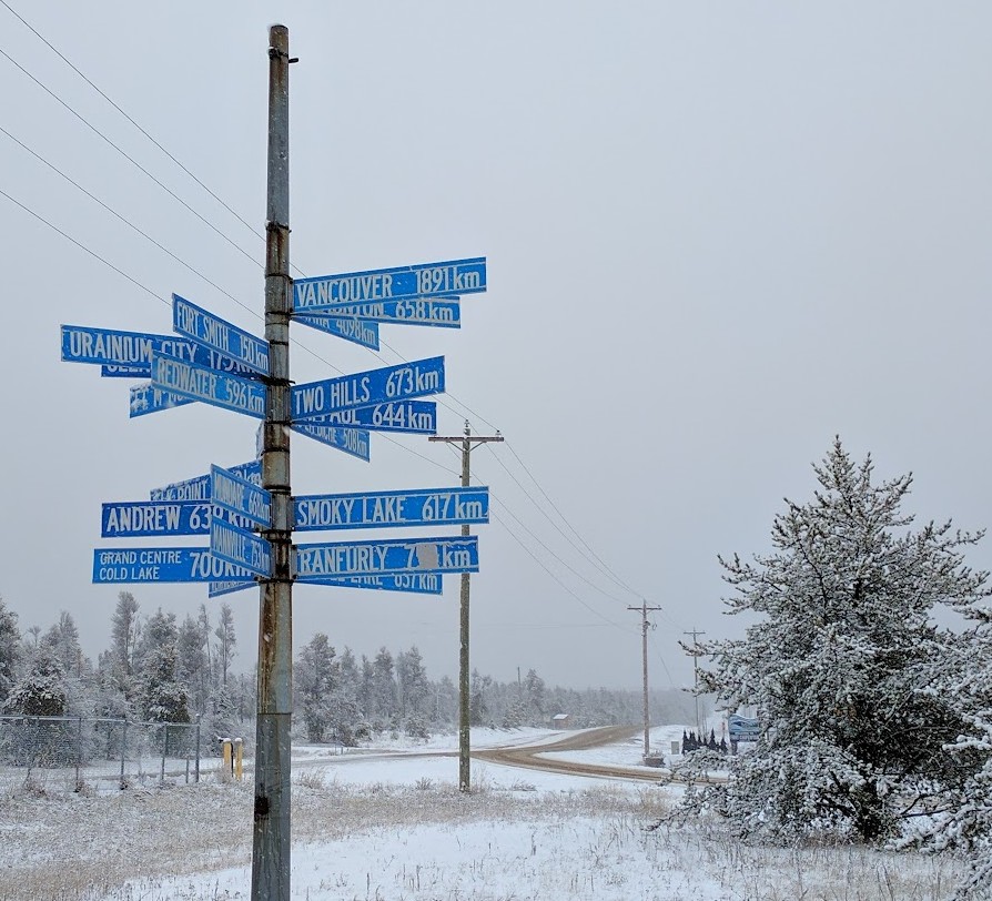 Fort Chippewan Street Pole (Jon Liedtke)